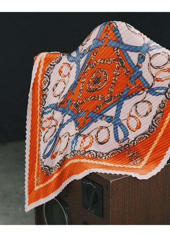 Плісеровані сатинові хустинки з унікальними принтами — яскравий тренд - Смужки TATON (363052411)