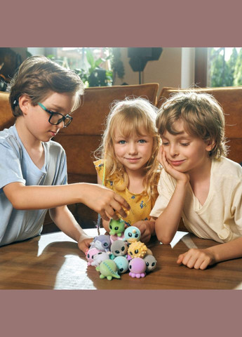 Колекційна іграшка-фігурка Пінгвін Філіп S2 FLO0410 Flockies (302900234)