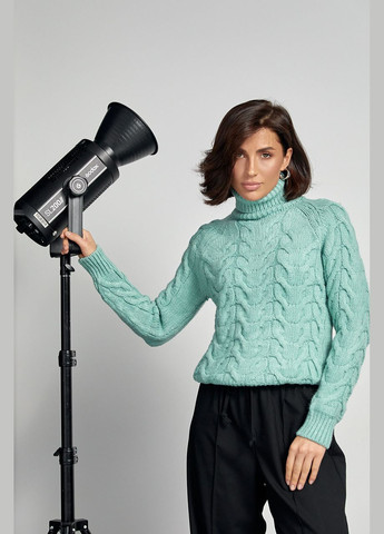 М'ятний зимовий жіночий светр із великої в'язки в косичку 4645 Lurex