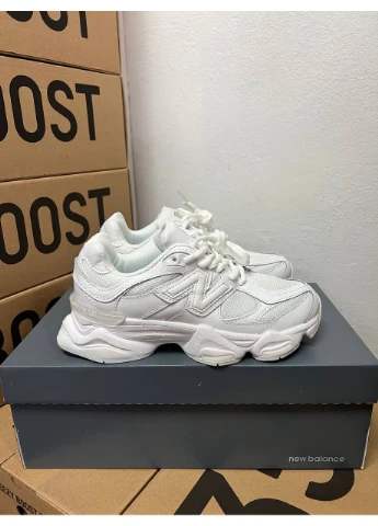 Белые демисезонные кроссовки мужские new balance 9060 full white нью беланс 9060 белые No Brand