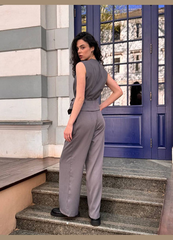 Класичний костюм з жилеткой Україна (332670405)