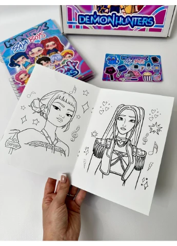 Demon hunters k-pop на липучках ліпучках альбом книжка бокс тока бока мисливці на демонів демон хантерс к-поп No Brand (381102547)