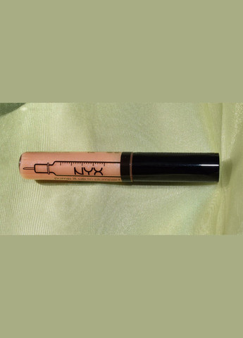 Блиск Pump It Up Lip Plumper з ефектом збільшення об'єму губ (8 мл) LISA (PIU08) NYX Professional Makeup (279364265)