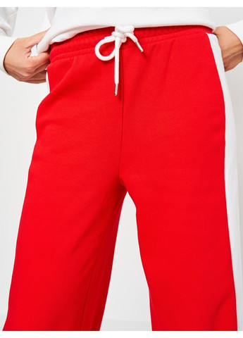 Красные кэжуал демисезонные брюки C&A