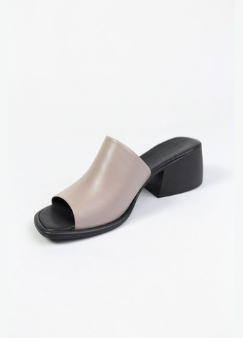 Коричневые шлепанци Benito