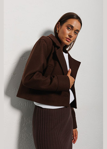 Коричневое Укороченное женское пальто коричневое Arjen