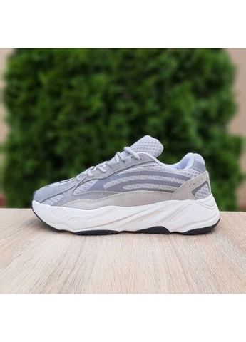 Серые демисезонные кроссовки мужские adidas ORIGINAL Yeezy boost 700 v2
