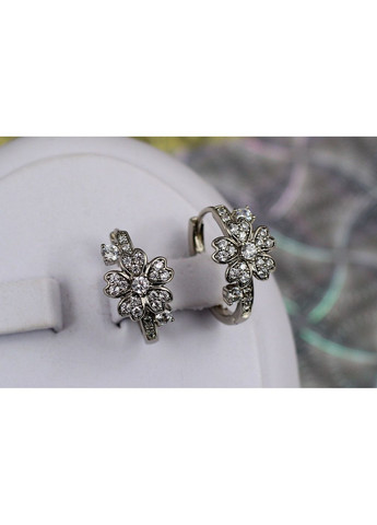 Серьги цветочек с листочками 1.8 см серебристые love-shopping Xuping Jewelry (354662856)