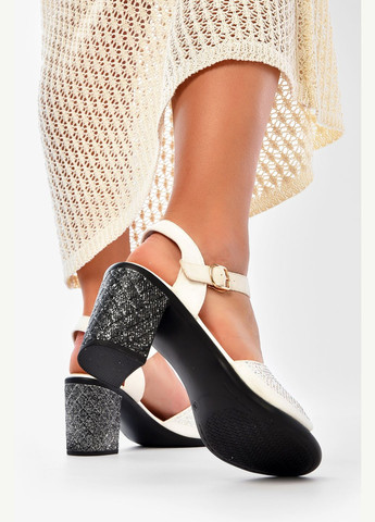 Босоніжки жіночі білого кольору Let's Shop (340403241)