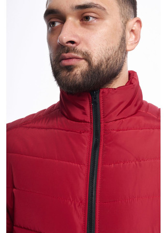 Червона демісезонна куртка весняна чоловіча memory червона – легка, стильна та зручна Intruder