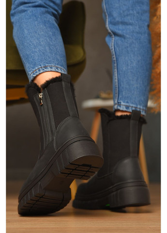 Зимние ботинки женские зимние черного цвета казаки Let's Shop без декора из искусственного нубука