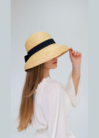 Солом'яний капелюх жорсткий літній з круглими бежевими полями з чорною стрічкою D.Hats (283022818)