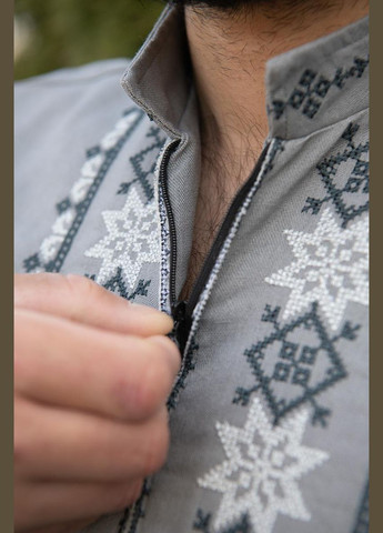 Серая мужская серая вышиванка лен с орнаментом украинская рубашка с длинным рукавом узор украинская символика приталенная, свободная, прямой лен (321967588)