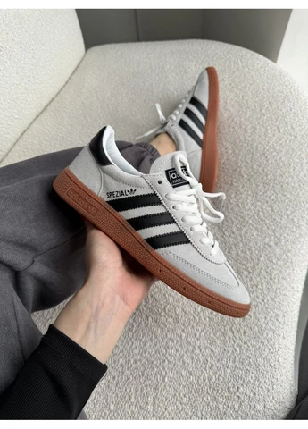 Черные демисезонные кроссовки мужские adidas spezial grey/black/gum адидас специал черные No Brand