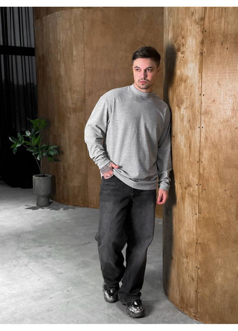 Серый лонгслив No Brand