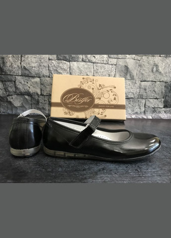 Шкіряні туфлі для дівчаток на липучці, Bistfor (308359858)