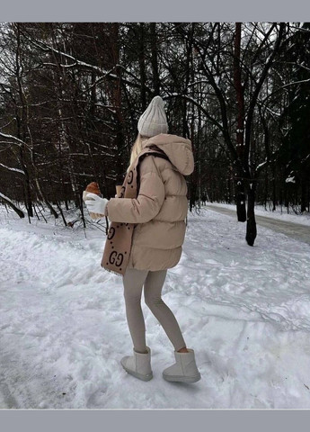 Бежева зимня куртка бежевого кольору з подвійним капюшоном, наповнювач синтепон 250, застібка блискавка та кнопки, дуже тепла No Brand 007-2