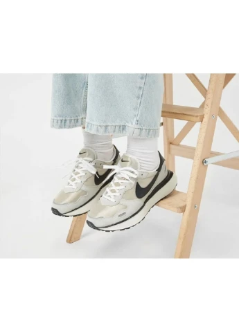 Кросівки жіночі Phoenix Waffle Beige/Grey Nike сірі (364837867)