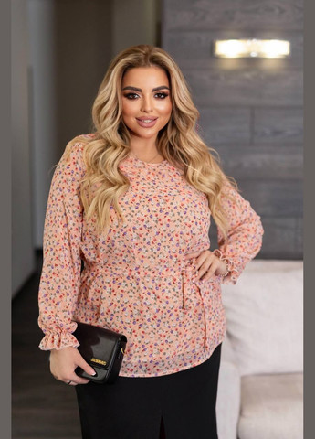 Пудрова жіноча блуза з шифону з квітковим принтом MonCher