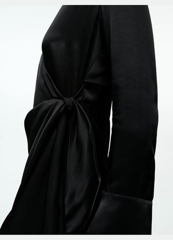 Чорна сукня Arket