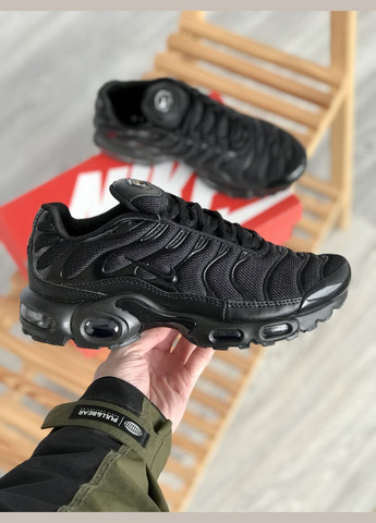 Черные демисезонные кроссовки мужские и женские Nike air max Tn plus black | Найк аір макс Тн плюс