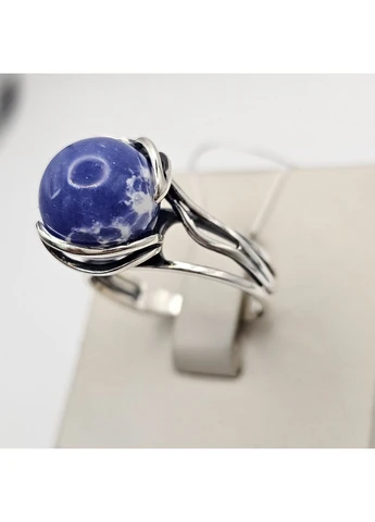 Кольцо серебряное с содалитом 18 5,2 г No Brand (392284665)