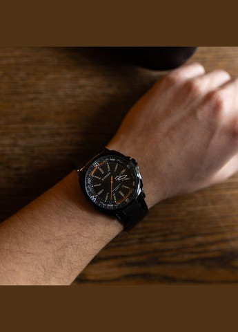 Sailor Curren (346535085)