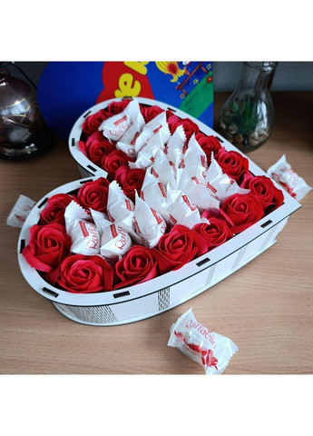 Бокс серце з цукерками для дівчини на день народження день закоханих 8 березня свято (ar282) No Brand (355794564)