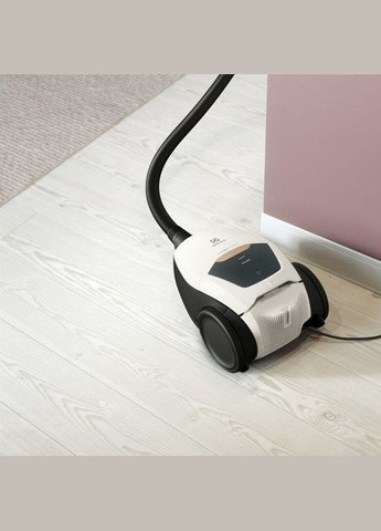 Пилосос для сухого прибирання Electrolux (337325439)