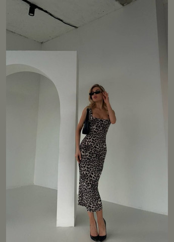 Комбінована приваблива леопардова приталена сукня з тканини: мікромасло, еластична, приємна на дотик і ідеально сидить по фігурі No Brand