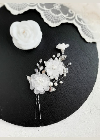 Весільна шпилька в зачіску із шифоновими білими квітами No Brand (342389836)