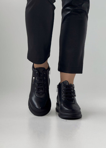 Черные демисезонная ботфорты женские кожаные Christian YuMa