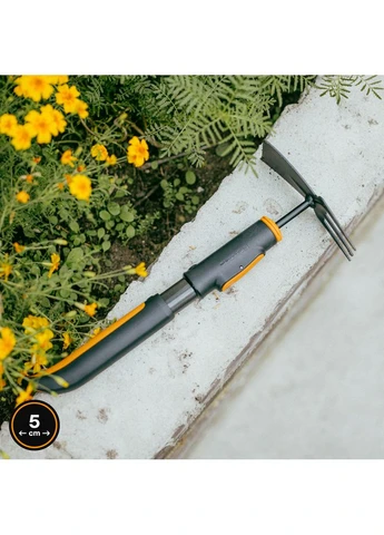 Сапка ручна 2-в-1 OneClick 5 см, 3 зуба (1080695) Fiskars (380485232)