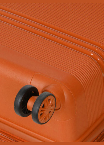 Валіза середня M поліпропілен 21204 67×47×27см 66+13л Snowball (297643673)