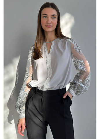 Сіра блуза з ажурними рукавами, колір сірий Nenka