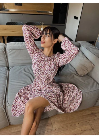 Пудрова повітряна сукня міді в квітку Fashion