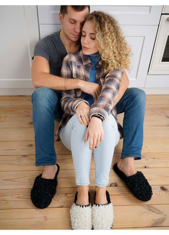 Набор домашних тапочек Family Story (305318243)