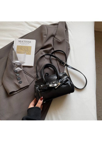 Жіноча сумка 1091 крос-боді на ремінці No Brand (344446640)