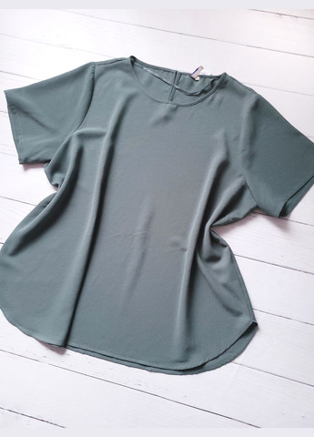 Сіро-зелена літня блузка жіноча oversize однотонна Only