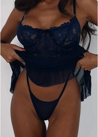 Спокуслива мереживна сукня з акцентним декольте пеньюар з мереживним верхом на бретельках з регуляторами та трусиками стрінги Cindylove (363134580)