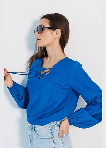 Синяя демисезонная блуза женская с завязкой на шее электрик mkar32849-1 Modna KAZKA