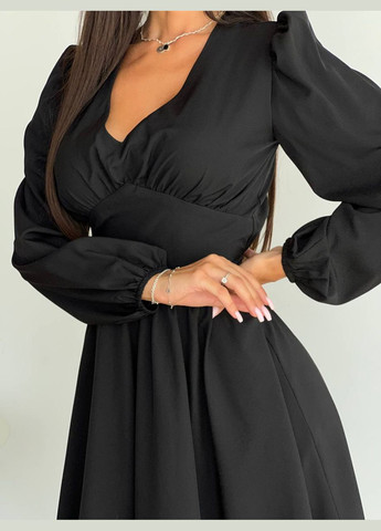 Черное вечернее платье с рукавами фонариками с пышной юбкой Adelante однотонное