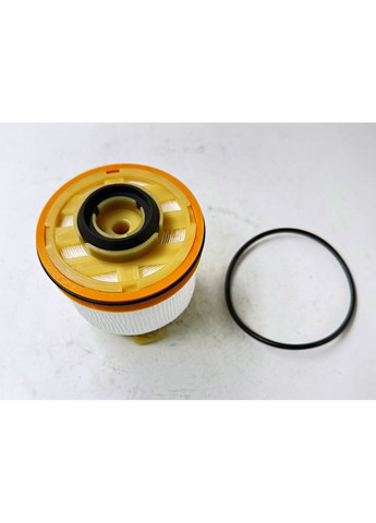Фільтр паливний вставка, аналог, ADBP230016 OEM 23390-0L050 Fortuner Blue Print (369963293)