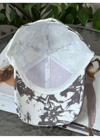 Кепка бейсболка жіноча плямиста бавовняна стильна весняно-літня No Brand (350613650)