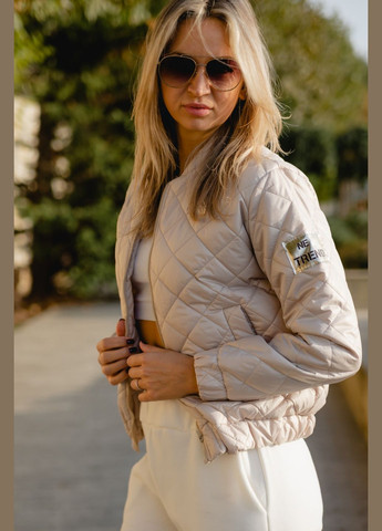 Бежевая женская куртка цвет светлый беж р.42/44 408671 New Trend