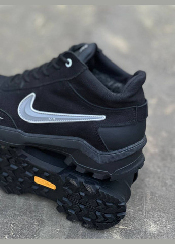 Черные зимние ботинки Vakko