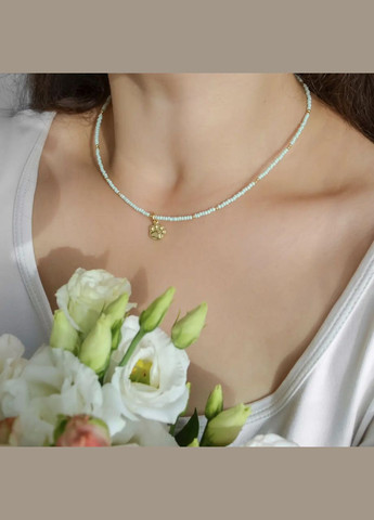 Чокер мятный бисер с подвеской "Лапка", фур-ра гипоаллергенный сплав цвета золото d-2мм+- L-40-45см No Brand латунь золото (300533062)