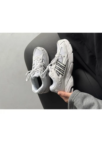 Білі літні кросівки adidas response cl white адідас респонс No Brand