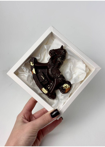 Новогодняя шоколадка лошадка - новогодний подарок шоколадная плитка в форме лошадки - черный шоколад BerryBar 75г No Brand (369386735)