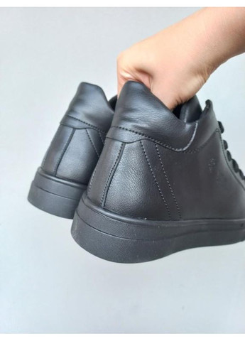 Черные зимние ботинки кеды черные кожа, зима No Brand